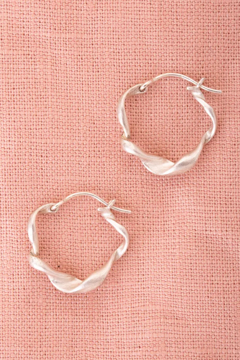 MINI TWISTED GUMLEAF HOOPS - STERLING SILVER Ada Hodgson