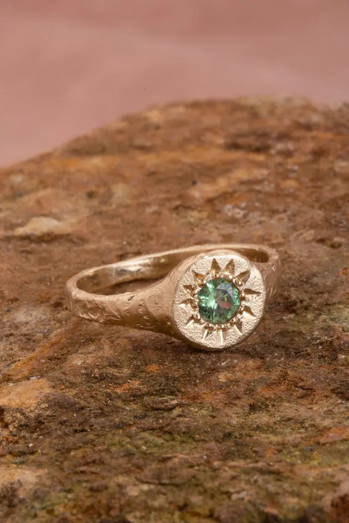 FLORAL RELIC SIGNET Ada Hodgson