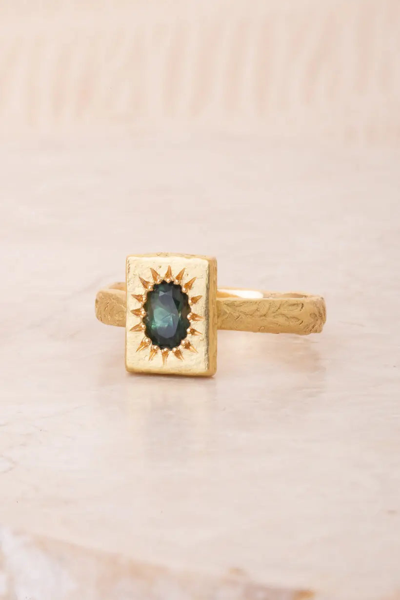 RADIANCE  RING - 18KT YELLOW GOLD, TEAL AUSTRALIAN SAPPHIRE Ada Hodgson