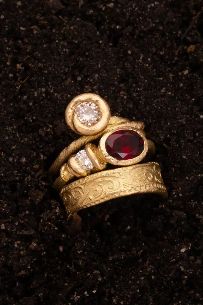 POET'S RING - 18CT YELLOW GOLD - 6mm Ada Hodgson