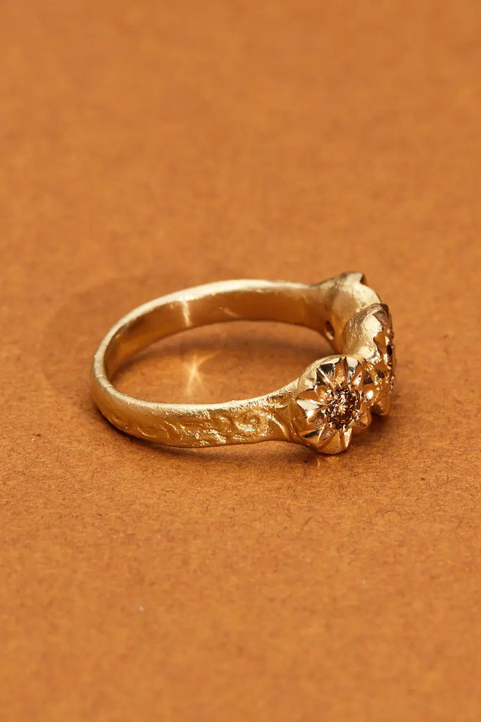 SUNFLOWER RING -  18KT YELLOW GOLD, CHAMPAGNE DIAMONDS Ada Hodgson